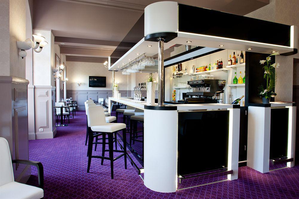 Hotel Chapelle Et Parc Lourdes Restaurante foto